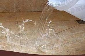 于洪漏水维修 免砸砖防水材料该如何施工